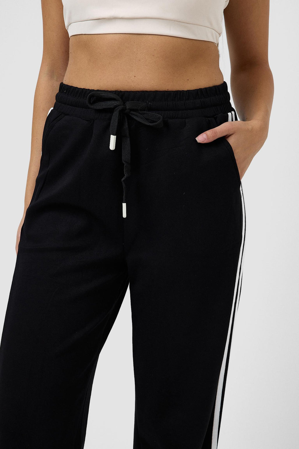 Cross Pant