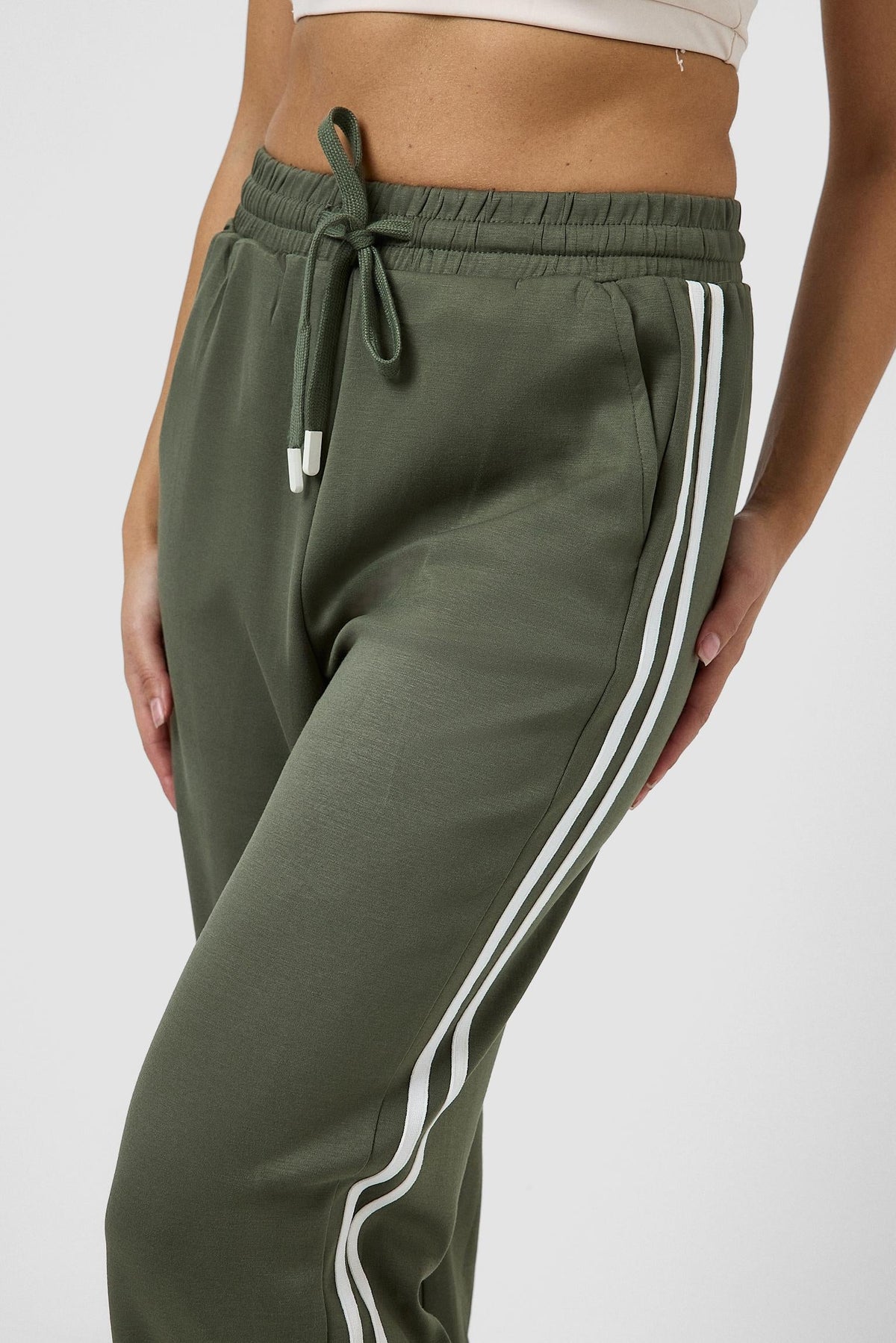 Cross Pant