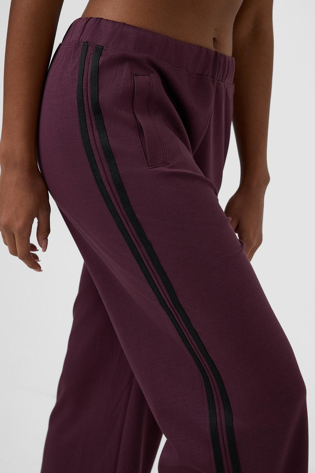 Line Pant