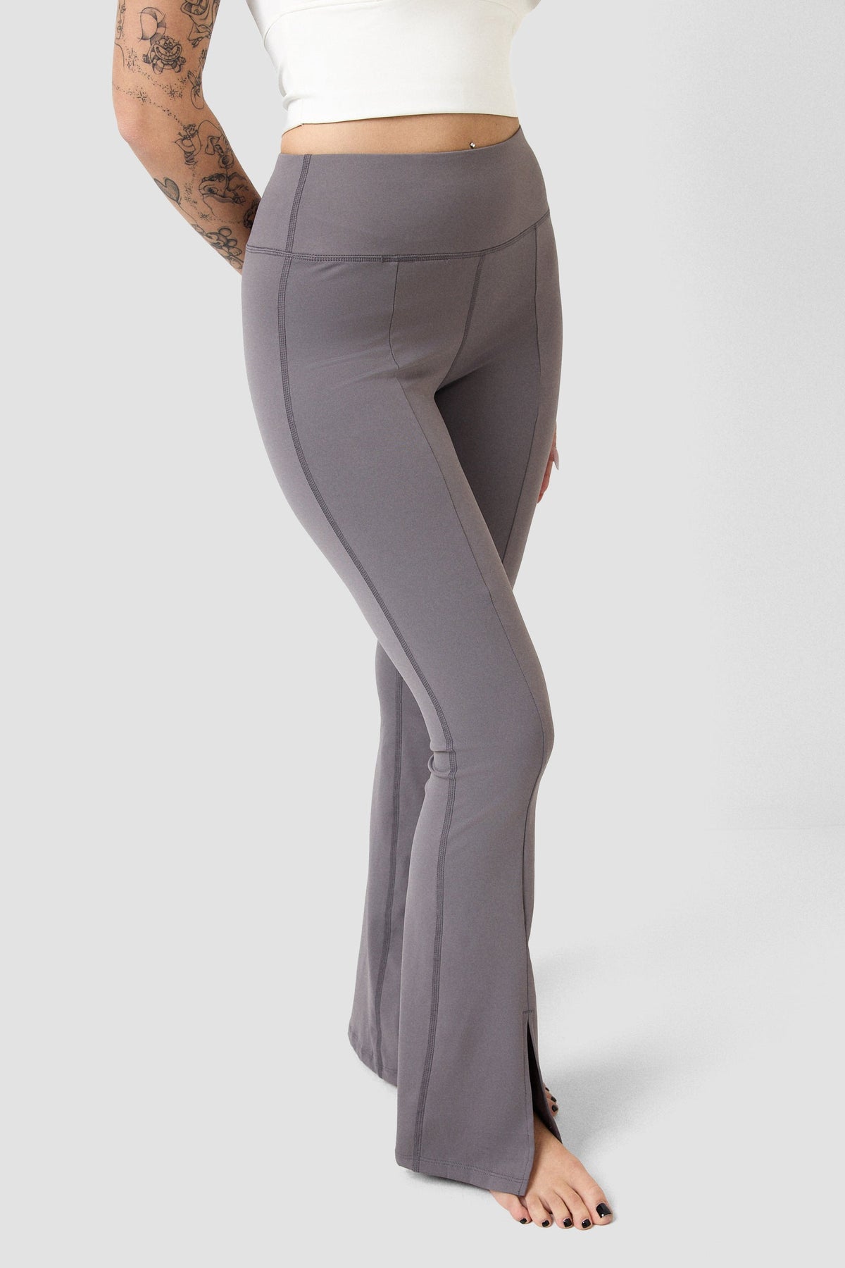 Leggings Flair con spacco frontale