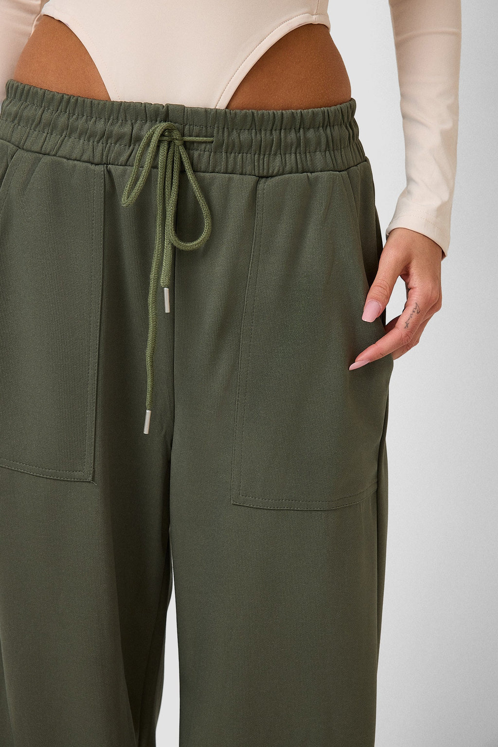 Pantalone Soft con Tasche ampie